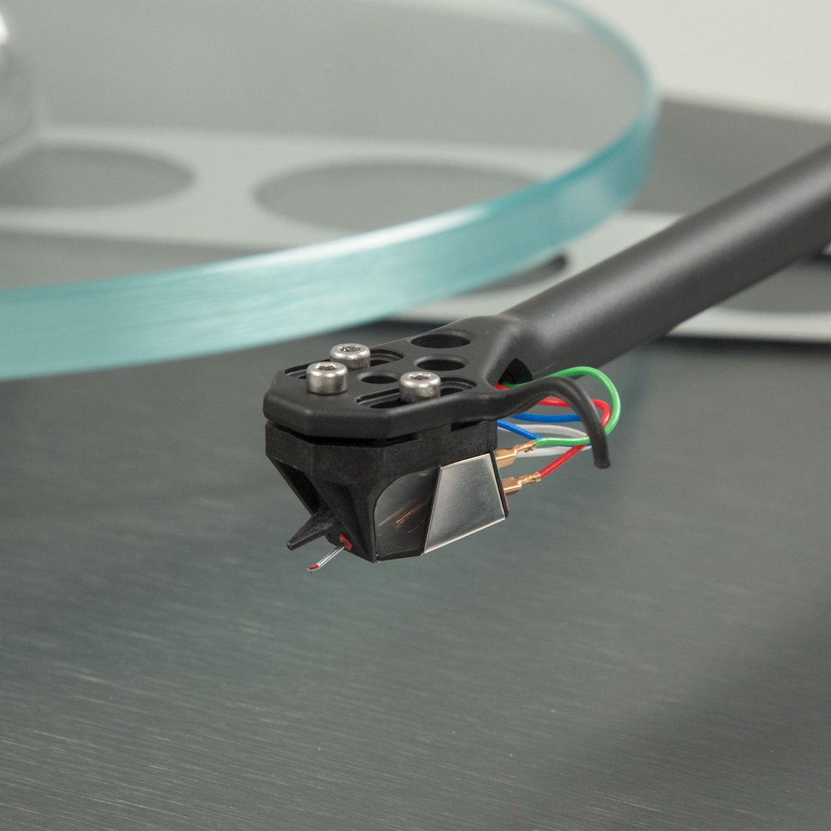Rega: Planar 3 RS Turntable w/ ND5 Cartridge - Aluminum